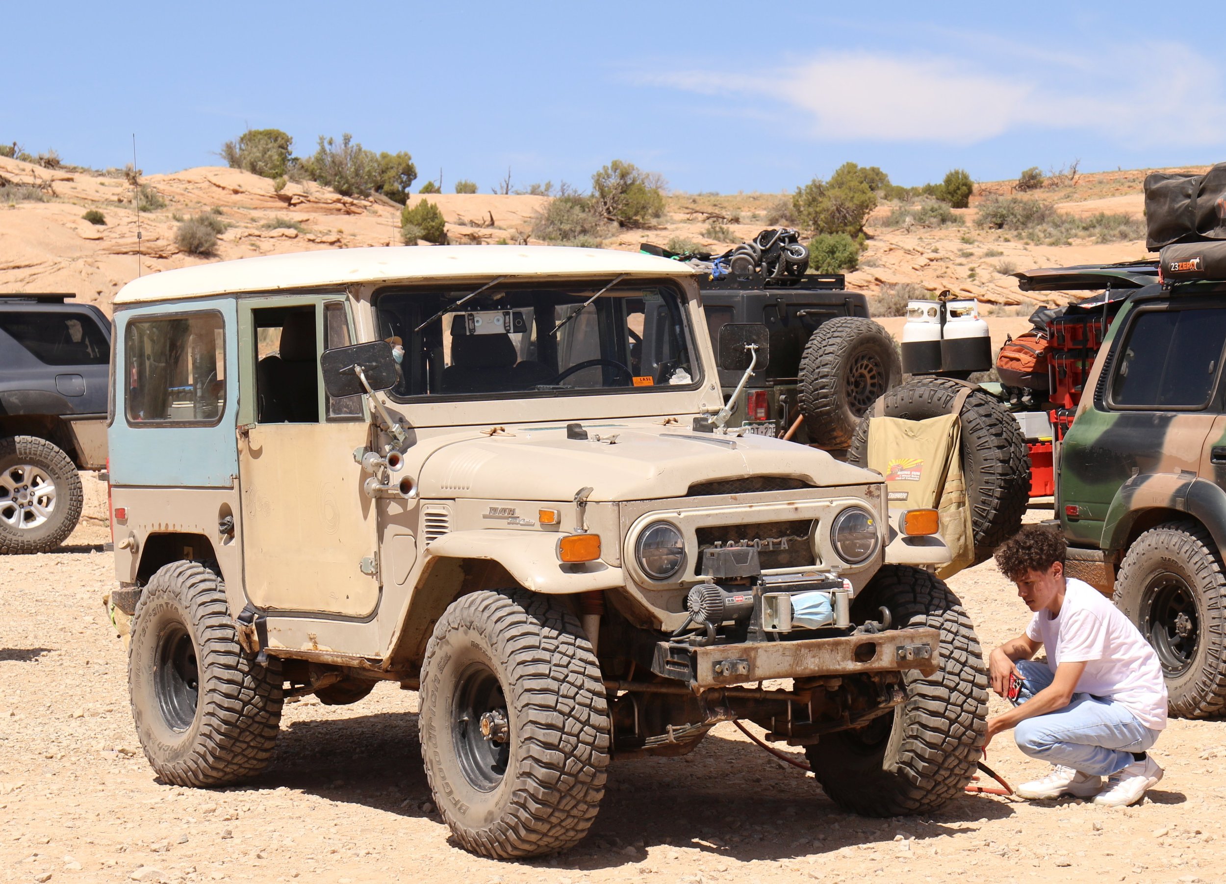 Airing up After Jax Trax Cruise Moab 2022-04-30 7D_42904.jpg