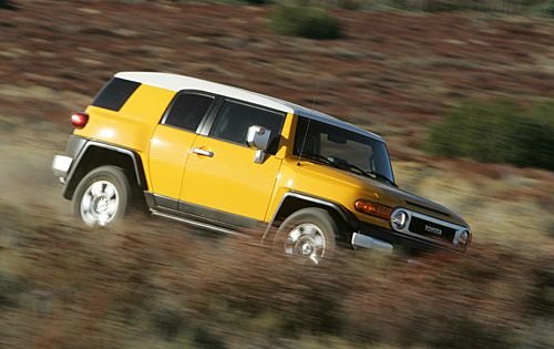 07.toyota.fj.act.1.500.jpg