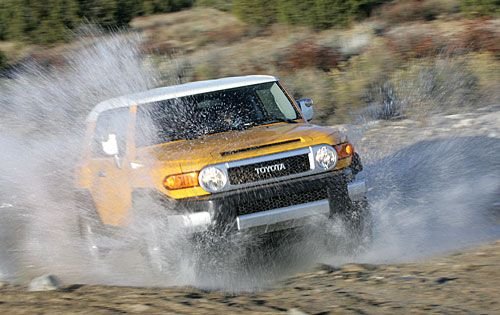07.toyota.fj.act.3.500.jpg