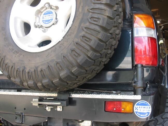 nak_tire_strut1.jpg