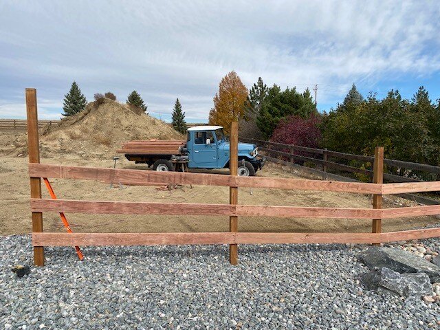 building fences.jpg