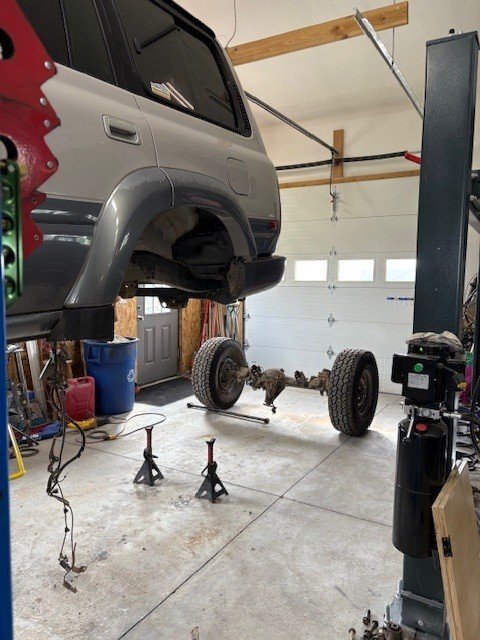 axle removal.jpg