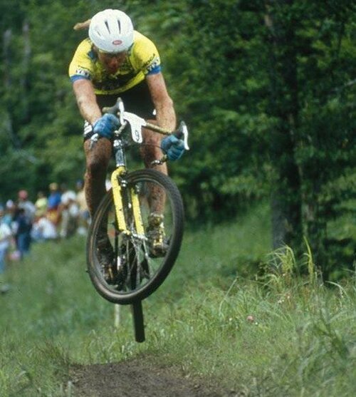 Tomac-Jump.jpg