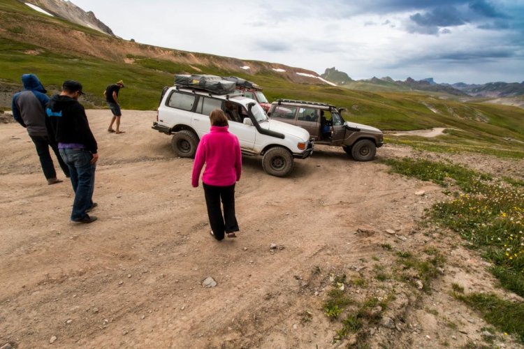 Nearing the top of E-pass cars-1resize.jpg
