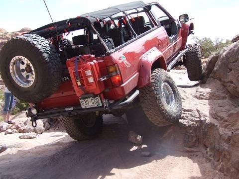 Chili Cliff Hanger 2.JPG