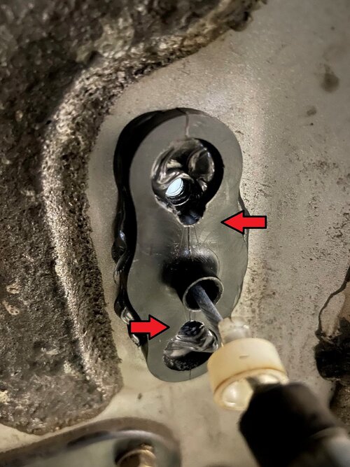 throttle cable -.jpg throttle cable -.jpg
