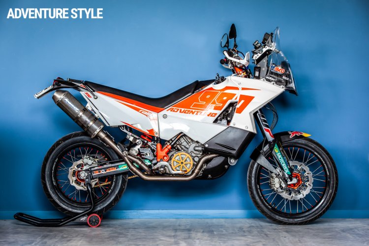 ktm990.jpg