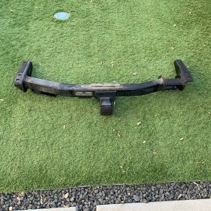 100 Series OEM tow hitch